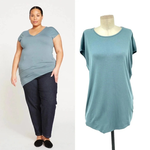 Universal Standard Liquid Jersey V-Neck Genevette Top Goblin Blue Size S / 14-16 - Picture 1 of 11